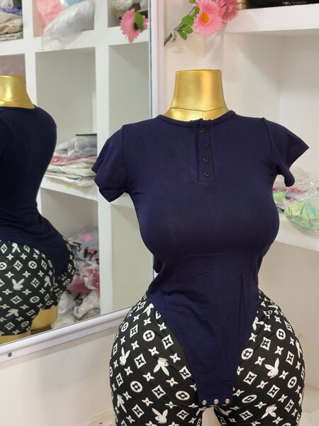 Body-con tops