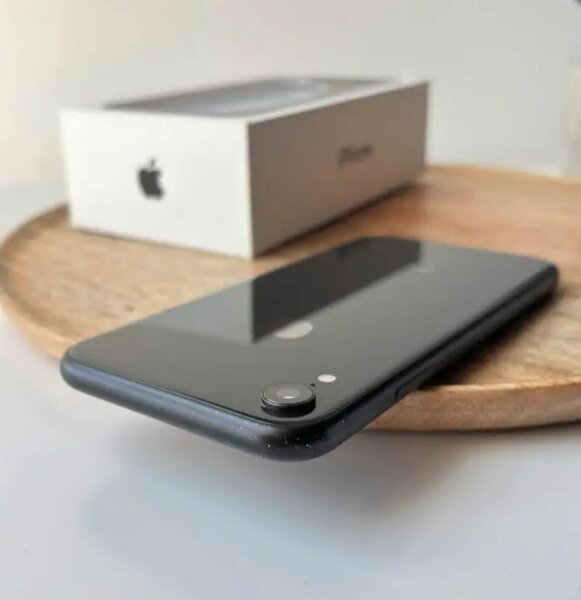 iPhone XR - 128GB