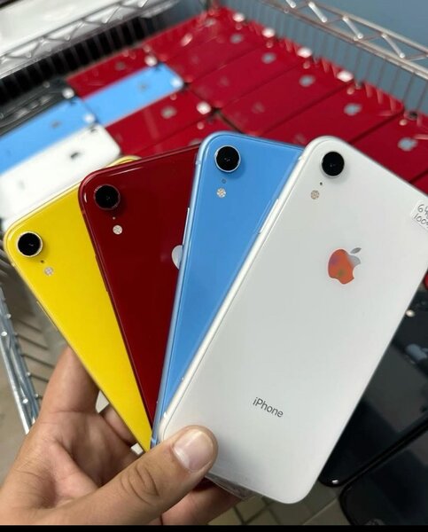iPhone XR 64GB Débloqué