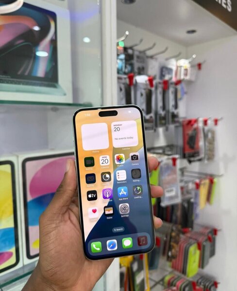 iPhone 15plus