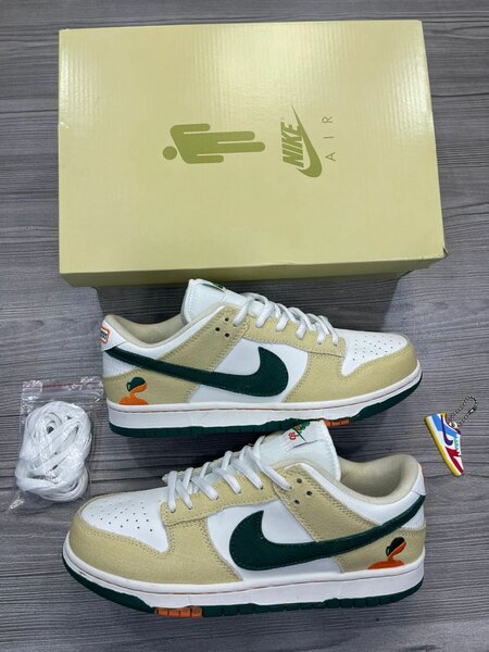 Nike SB Dunk