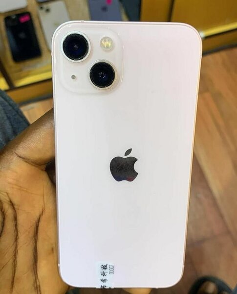iPhone 13