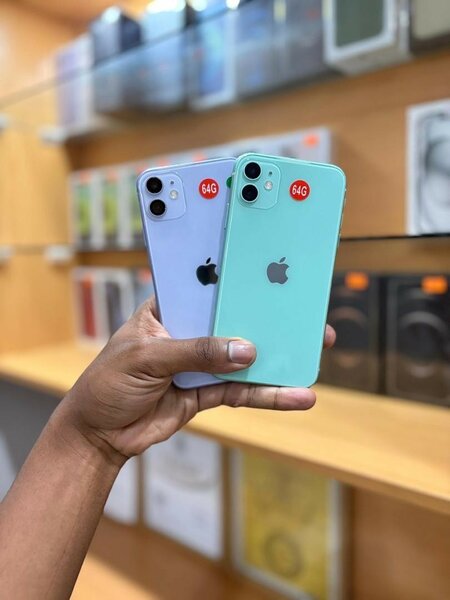 iPhone 11
