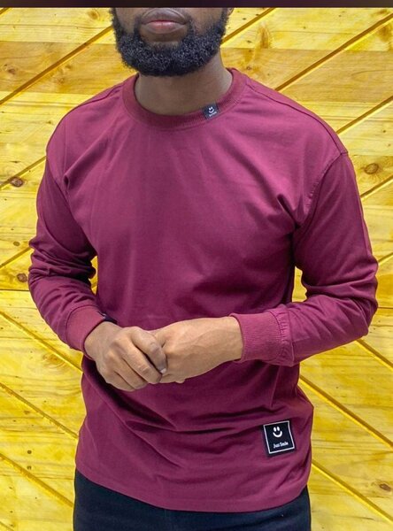 Longsleeve shirts