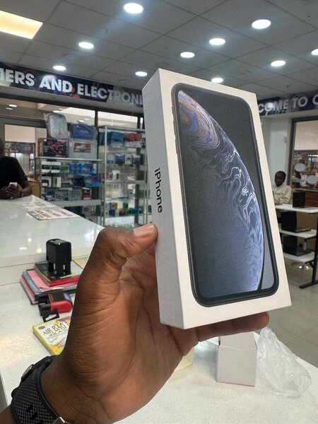 iPhone XR
