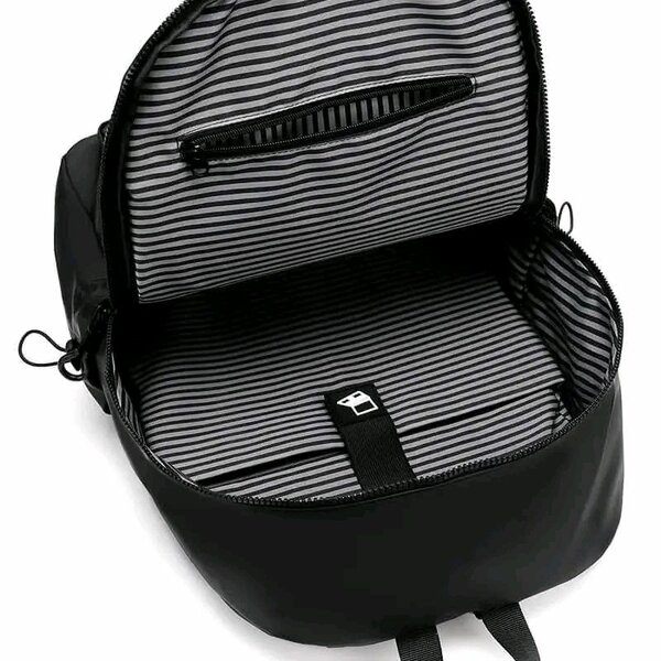 Sac à dos compact noir