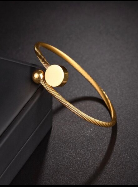 Bangles
