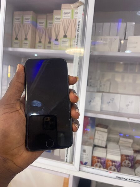 iPhone 8