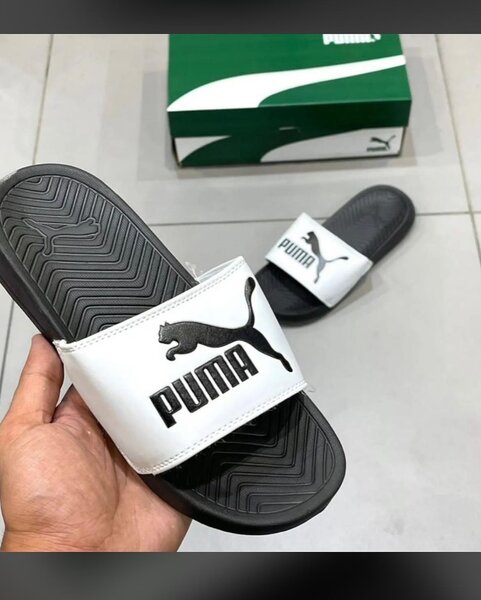 Claquettes NIKE