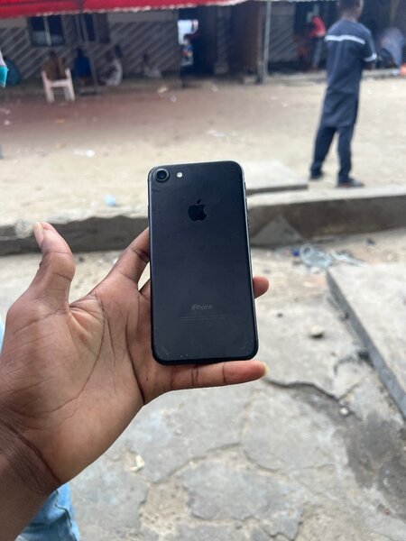 iPhone 7