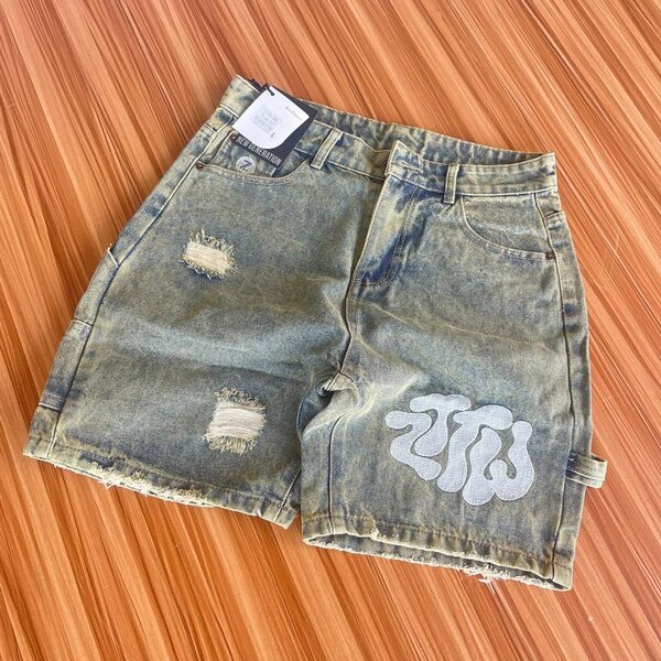 Short Jeans