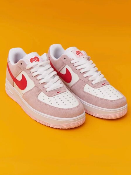 NIKE AIR FORS 1