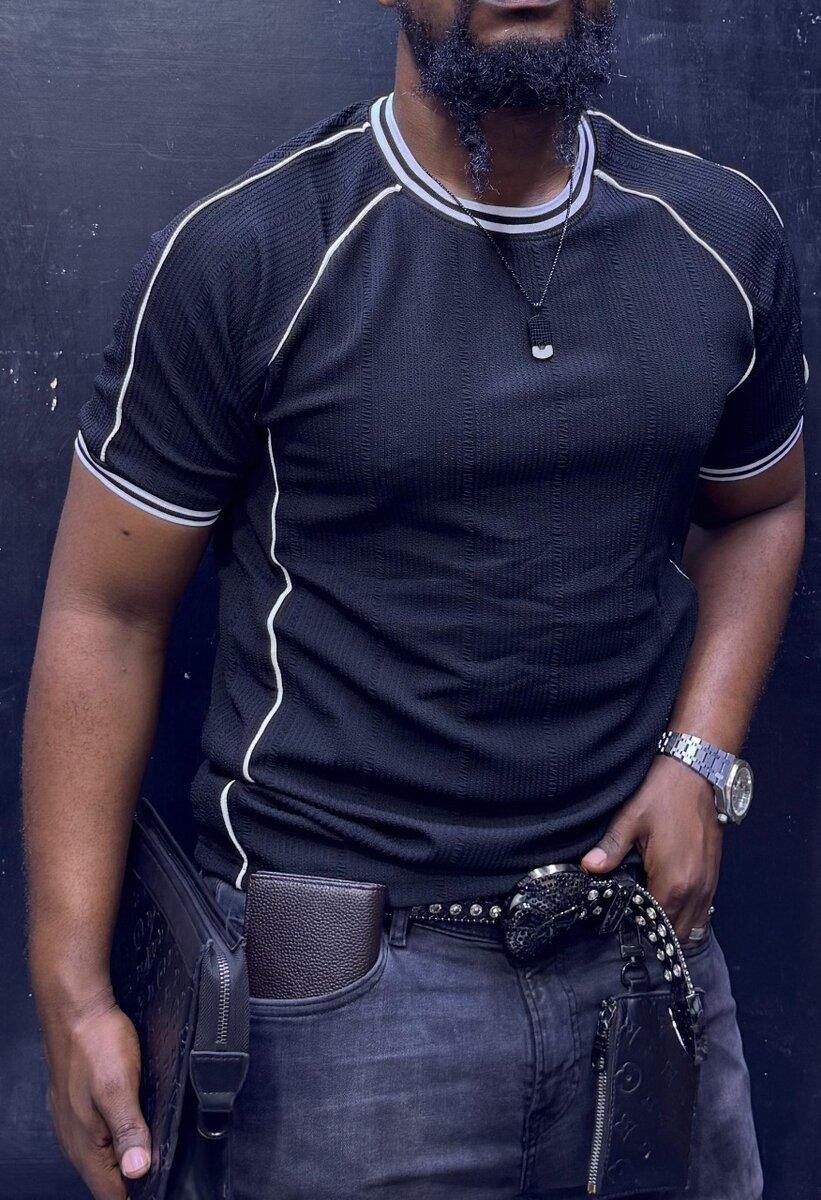 CASUAL SHIRTS NEW STOCK  HIGH QUALITY  ALL SIZES AVAILABLE F