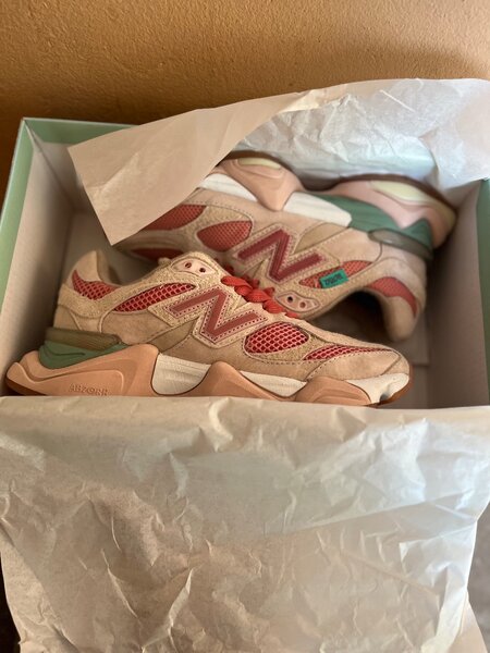 New Balance 9060