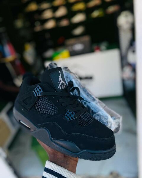 All black j 4