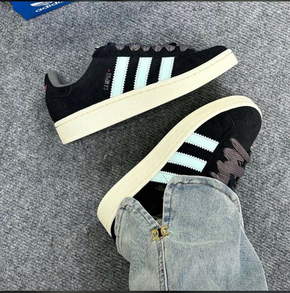 Adidas campus