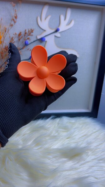 Flower Claw Clip