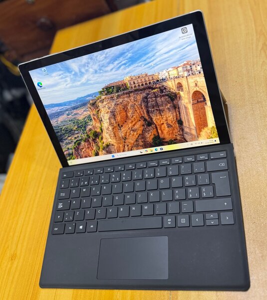 microsoft surface pro 7+ core i7 11th génération