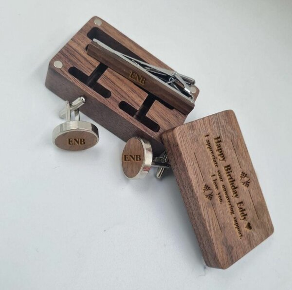 Cufflinks