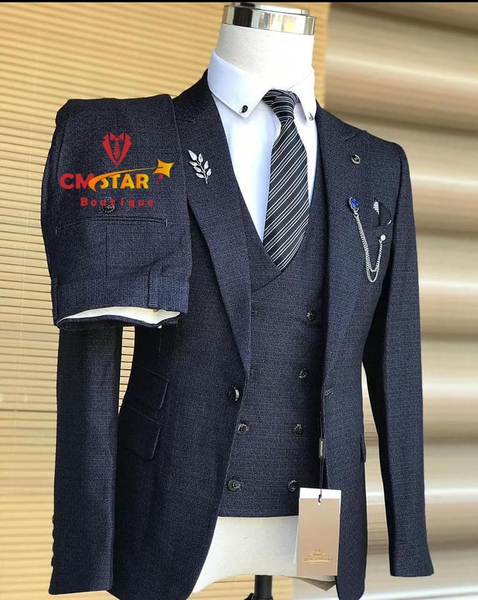 Suit 