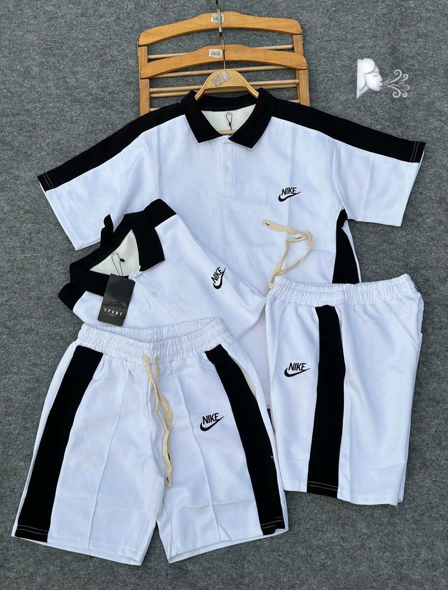 Complet NIKE