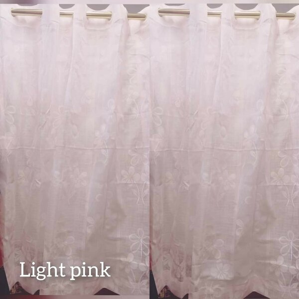 Veil with a pattern