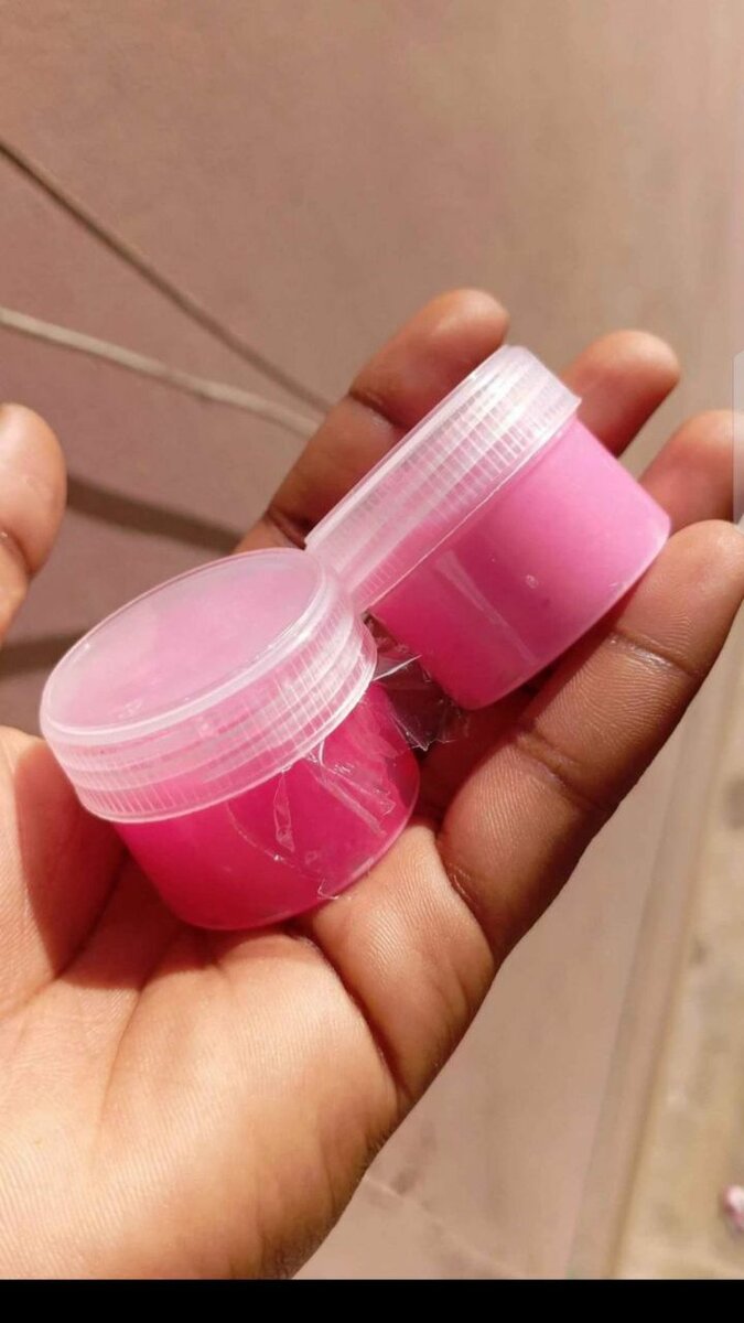 Crème lèvres rose