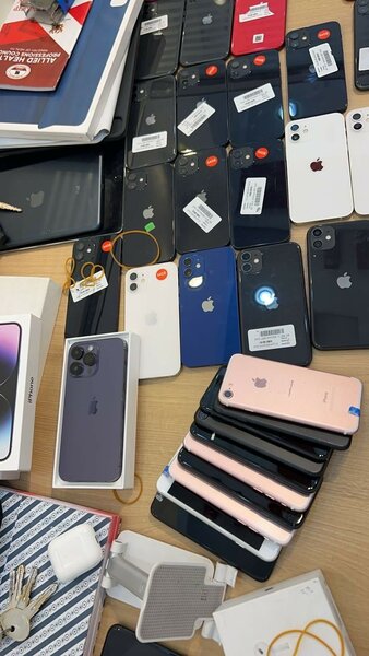 Uk IPhones