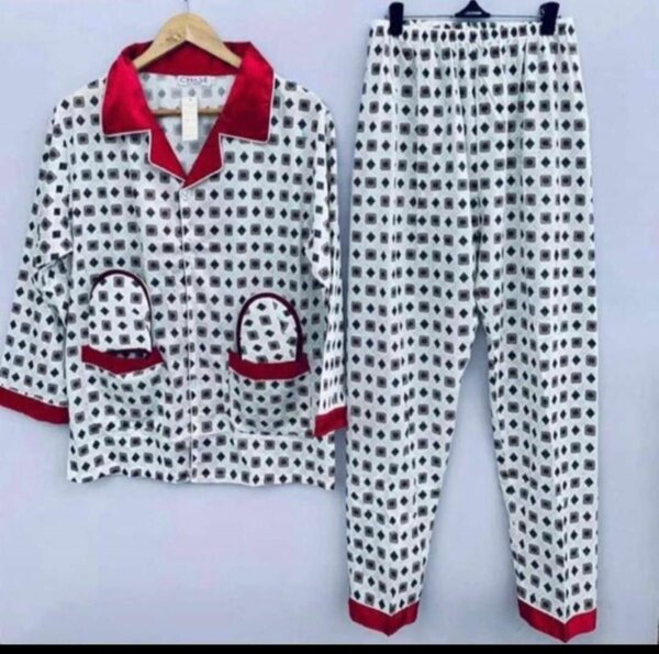 Unisex nightwear