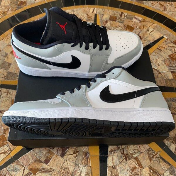 AIR JORDAN 1 LOW