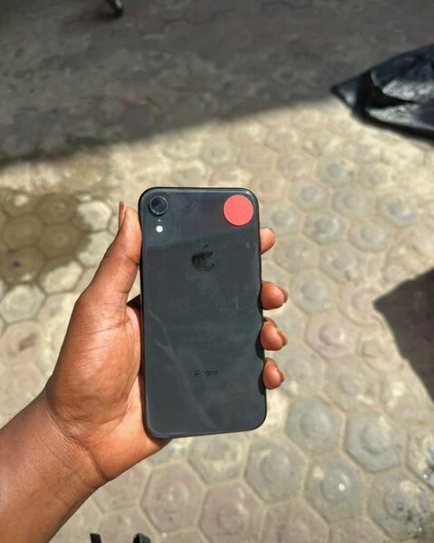 iPhone XR