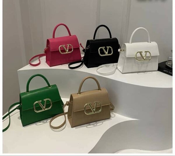 Small sized purses