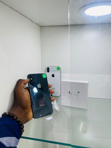 iPhoneX 64gb