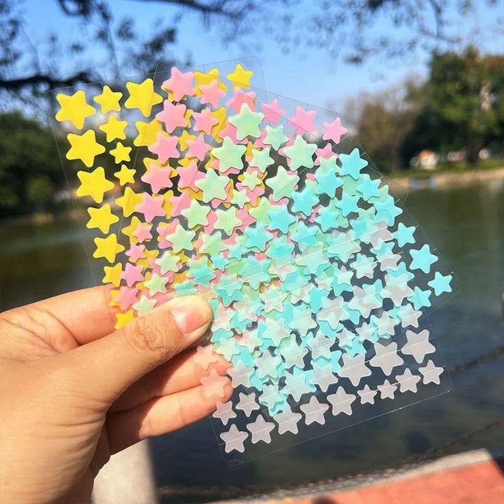 Autocollants étoiles colorées