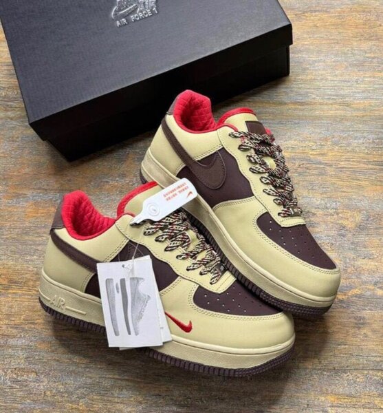 NIKE AIR FORCE