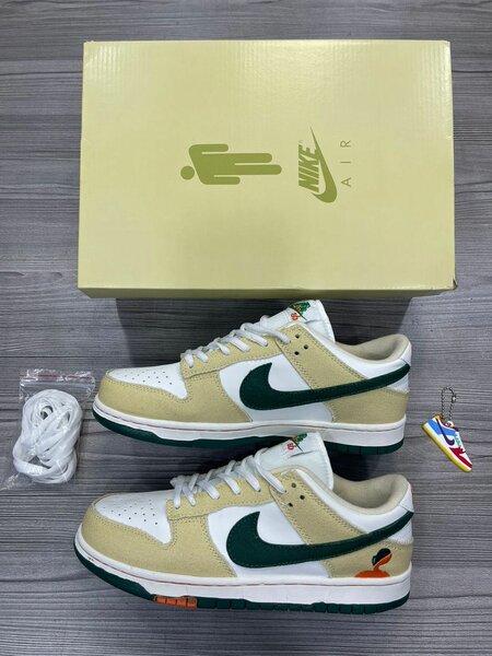 Nike SB Dunk