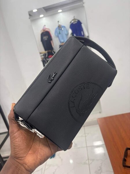 Pochette homme en cuir élégante