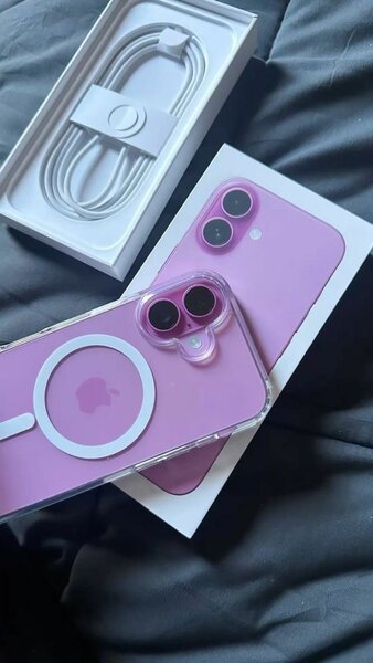 iPhone 16