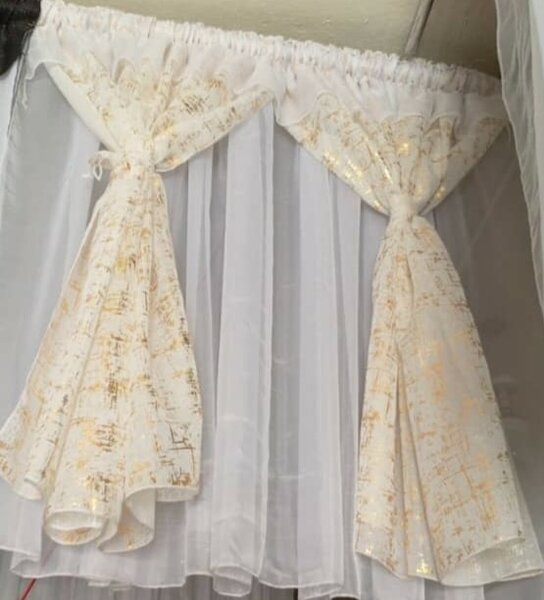 Veil with a pattern