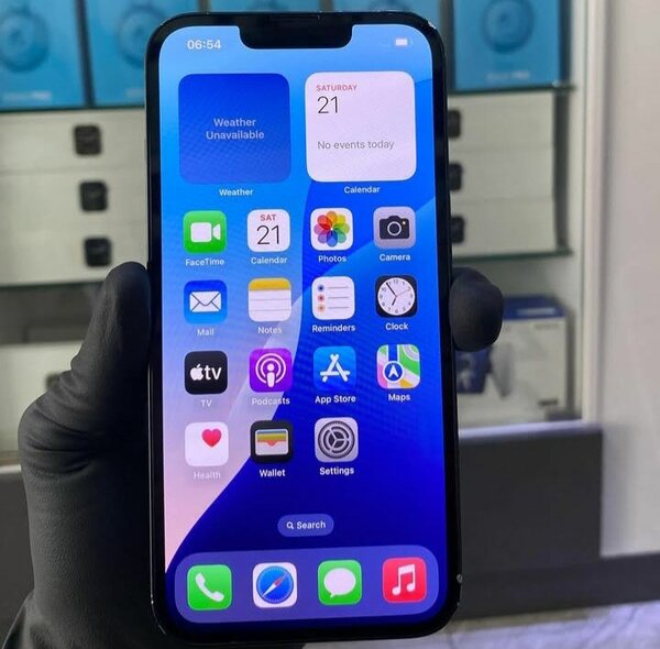 IPHONE 13