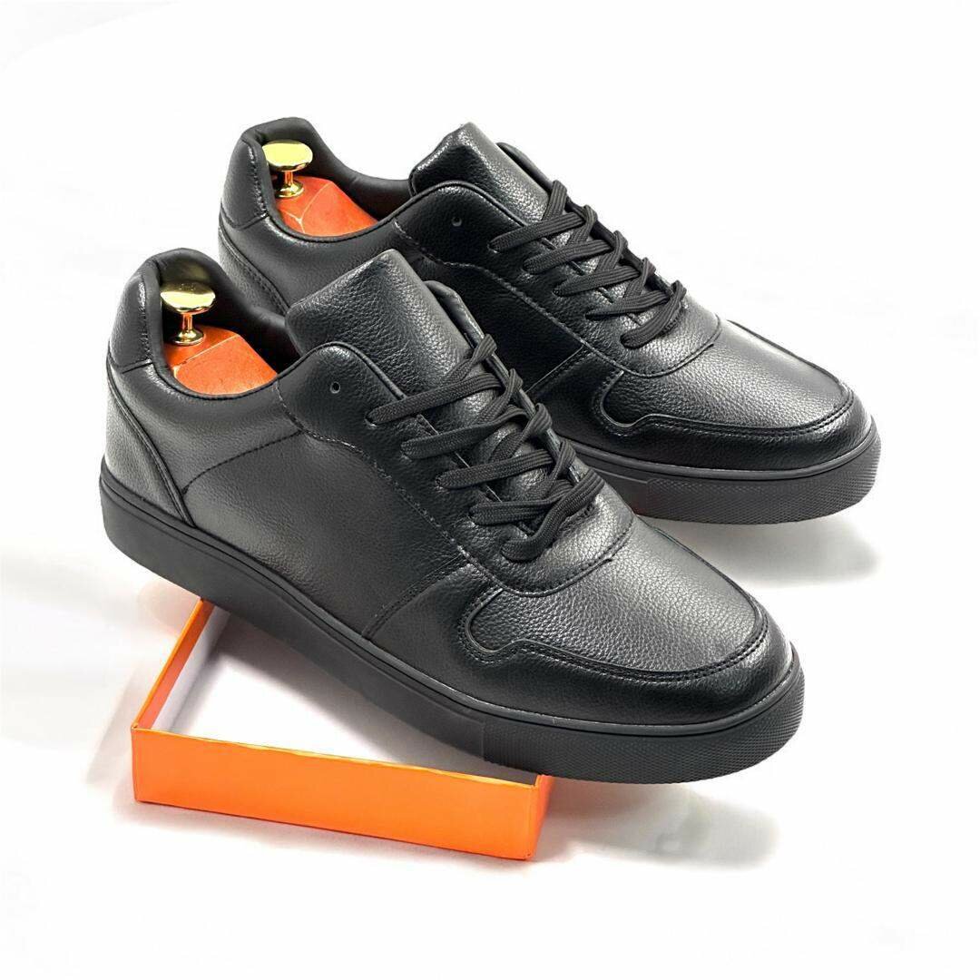 Dress shoes