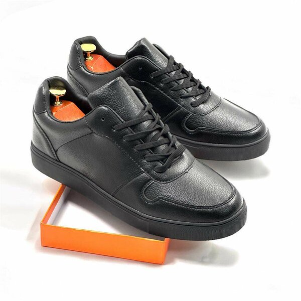 Dress shoes