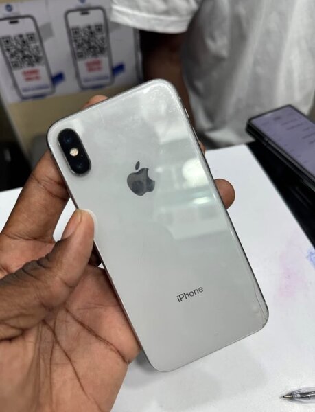 iPhone X
