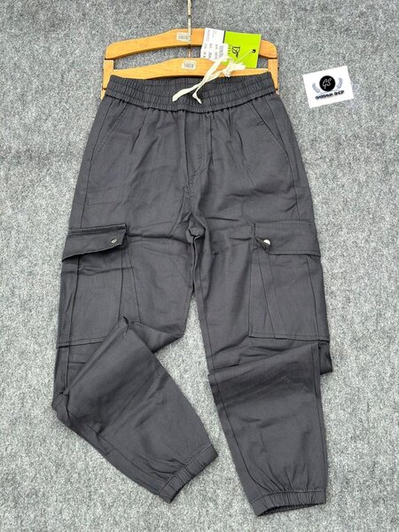 Pantalon cargo