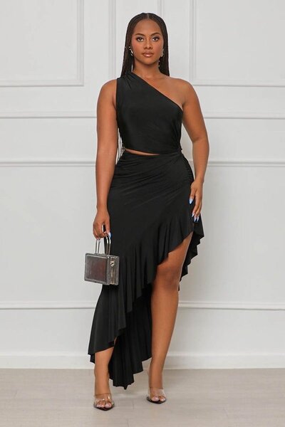 Robe asymétrique élégante