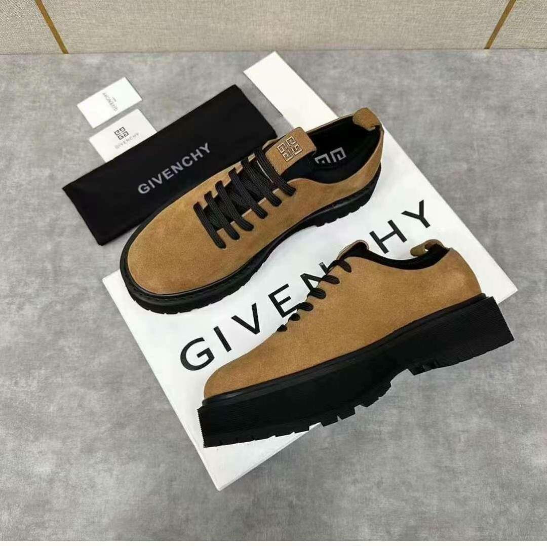 Classic shoes