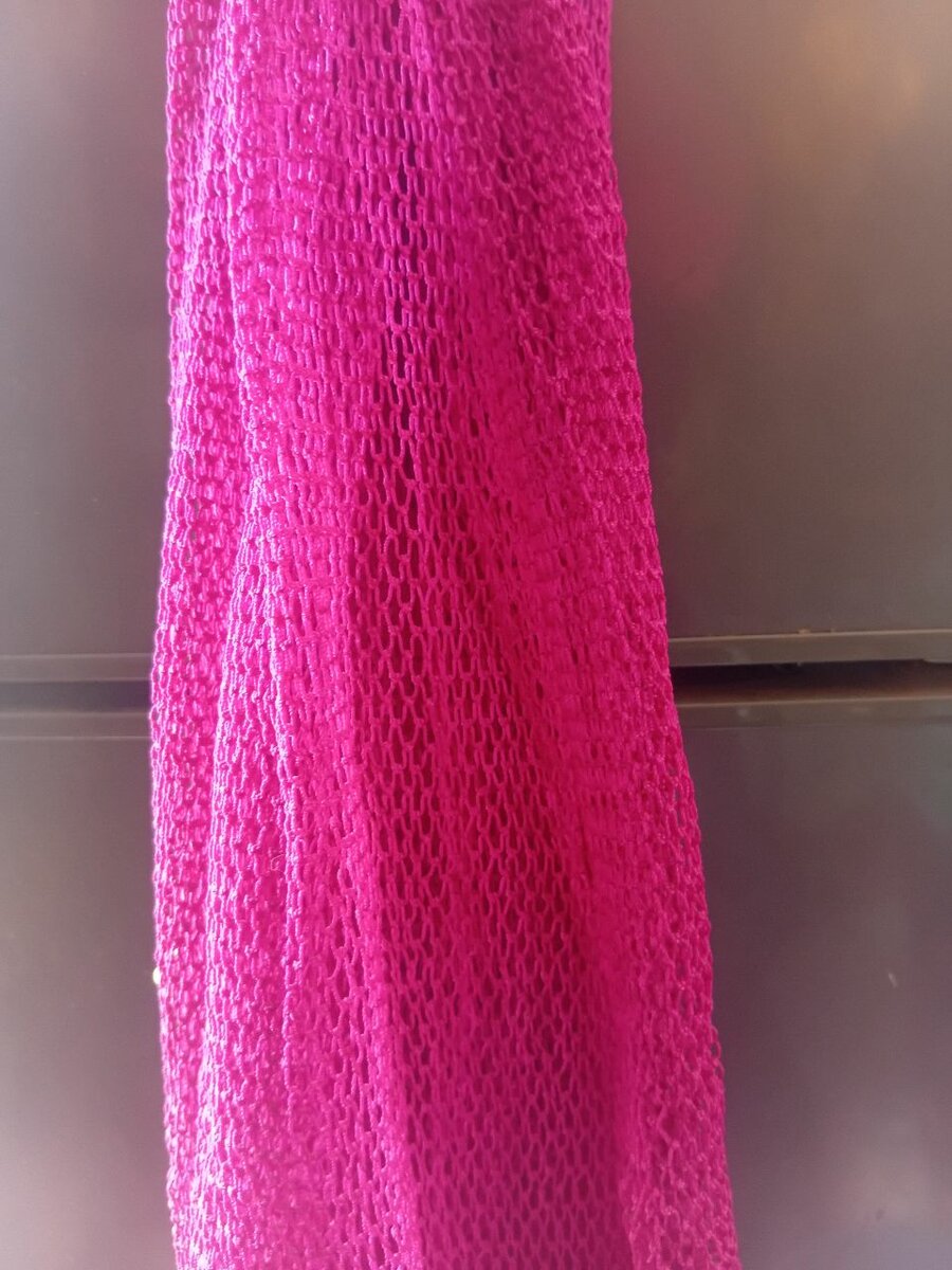 Écharpe en maille fuchsia