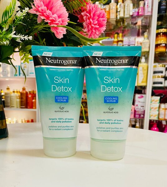 Neutrogena Skin Detox Scrub