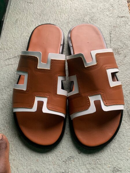 Chaussures modernes