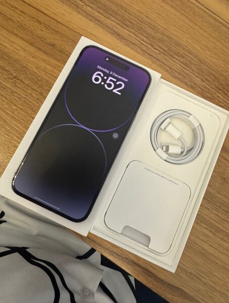 ROGGER IPHONES